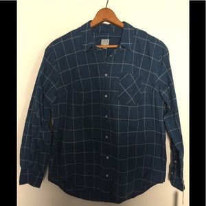 AND women’s blue checker shirt
